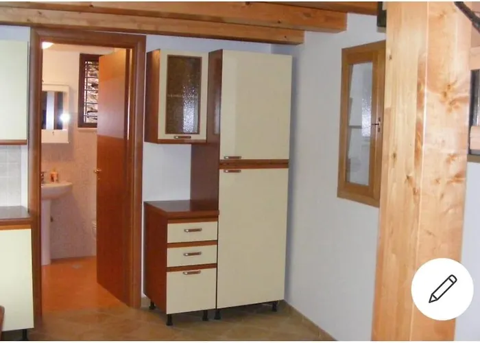 Antico Borgo - Via Napoli, 2